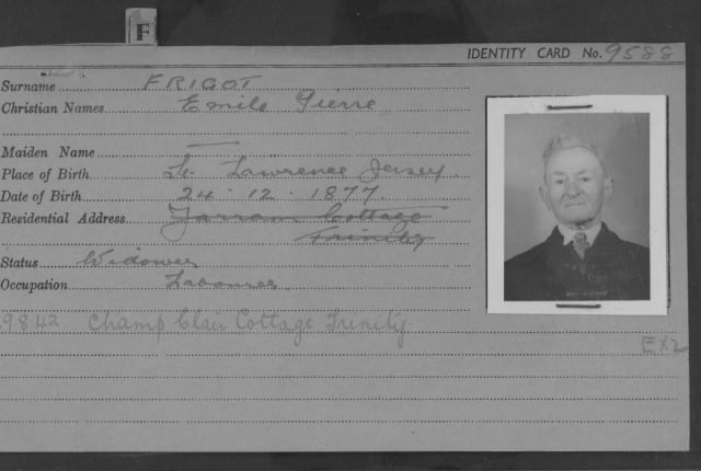 Registration card for Frigot